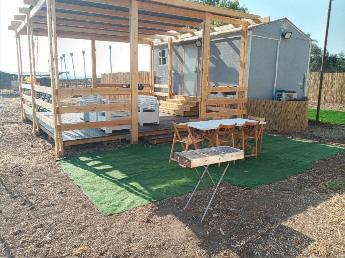 Apartamento אצל דוד בכפר Kfar Gidon Exterior foto