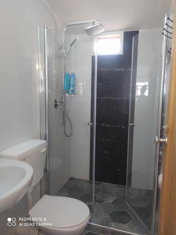 Apartamento אצל דוד בכפר Kfar Gidon Exterior foto