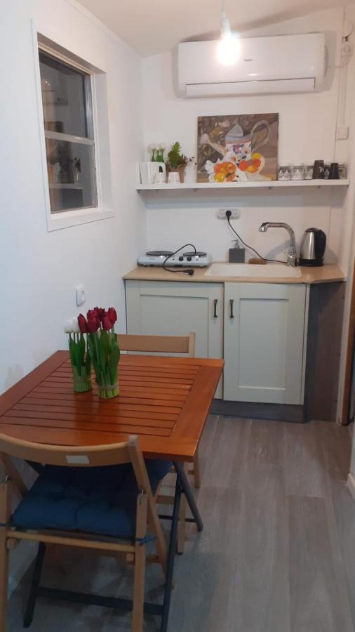 Apartamento אצל דוד בכפר Kfar Gidon Exterior foto